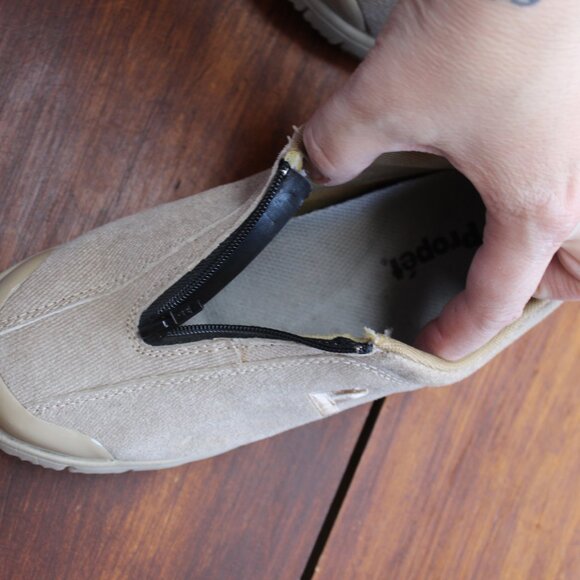 FALL SALE Propet Womens Travelwalker Zip Suede 6 1/2 M NWT's - Picture 4 of 12